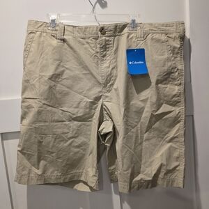 NWT Columbia Washed Out Men's Size 40 X 10" Shorts Tan Coastal Beach Resortwear